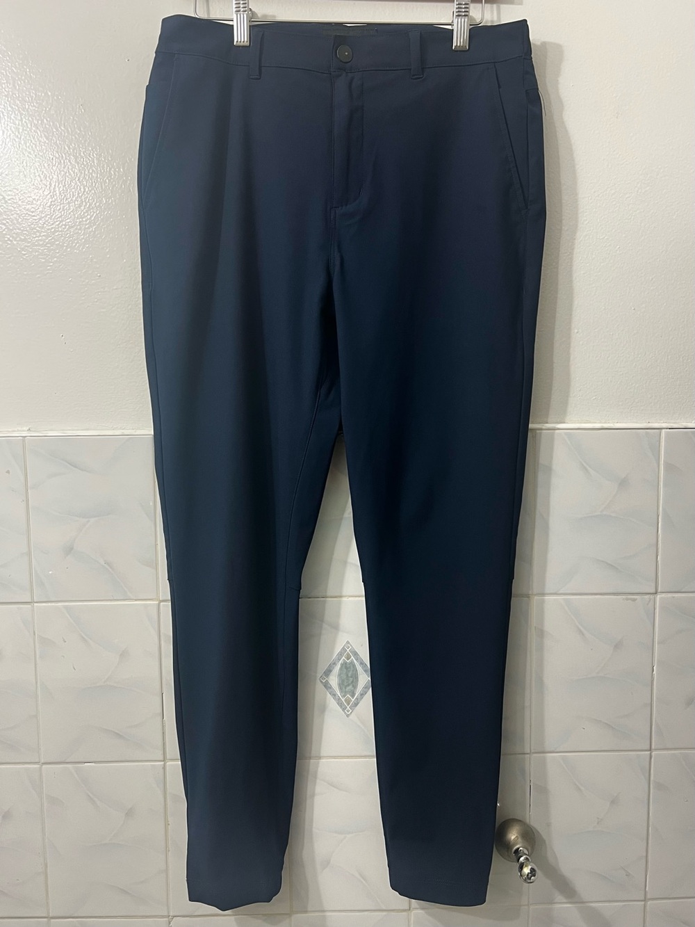 Cuts Clothing Men's M Blue Slim Fit AO Jogger Pants Stretch Casual 28” Inseam